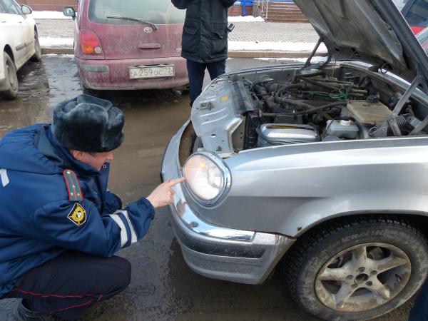 Ставропольских водителей наказали за неисправные световые приборы